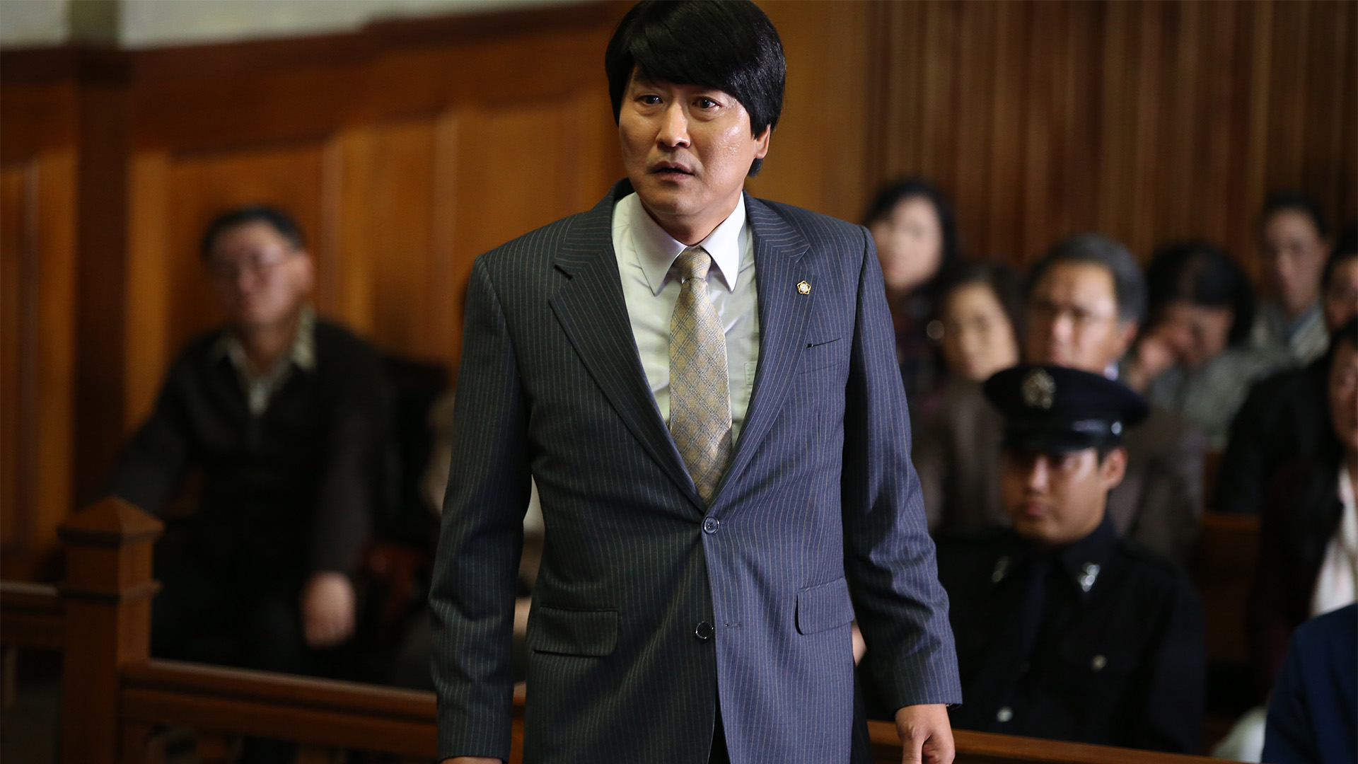 弁護人